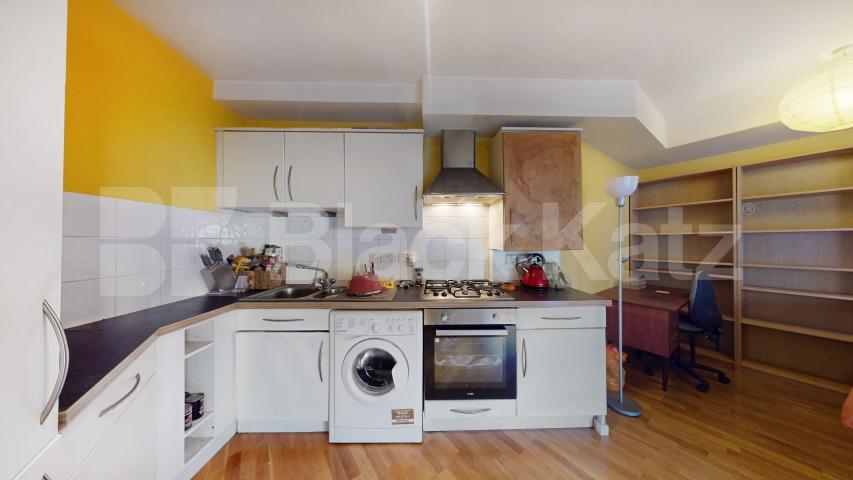 Spacious 1 bedroom property located within a modern build in Dalston Boleyn Road, Dalston
